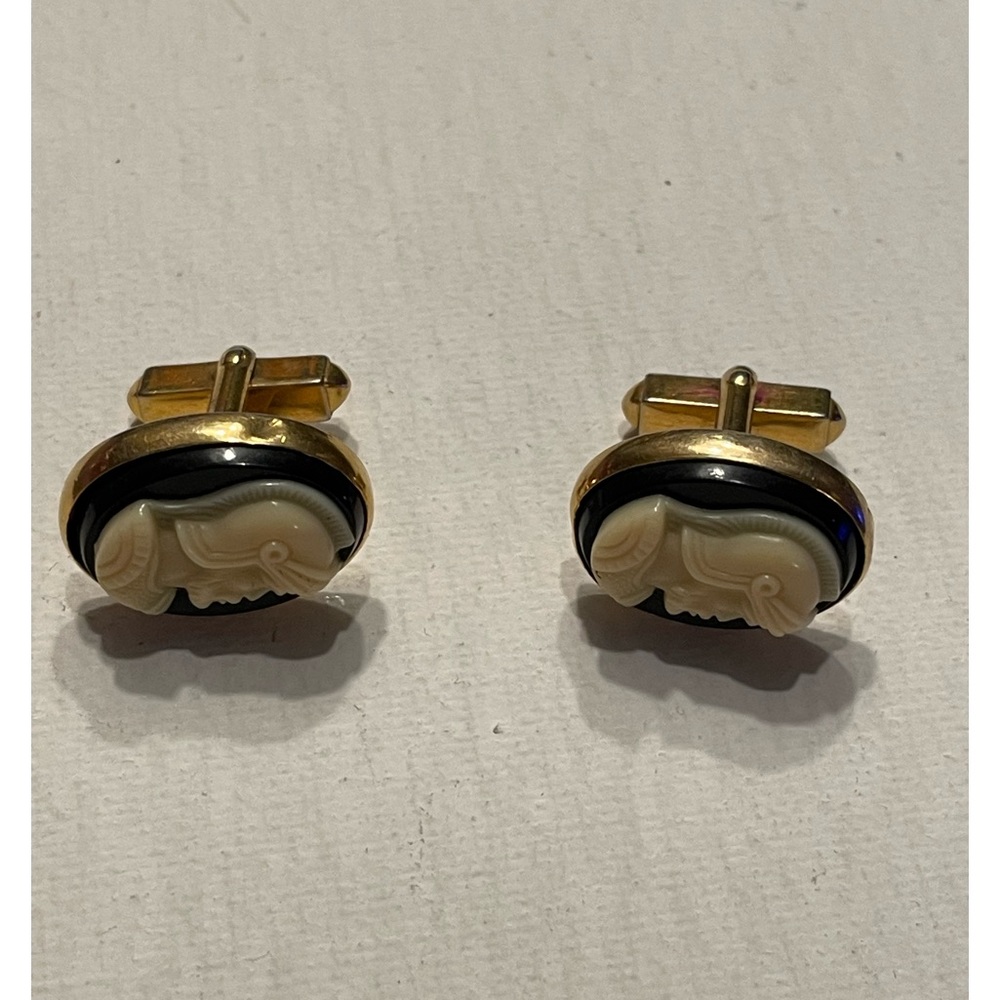 Swank Men’s Cameo Cuff Links